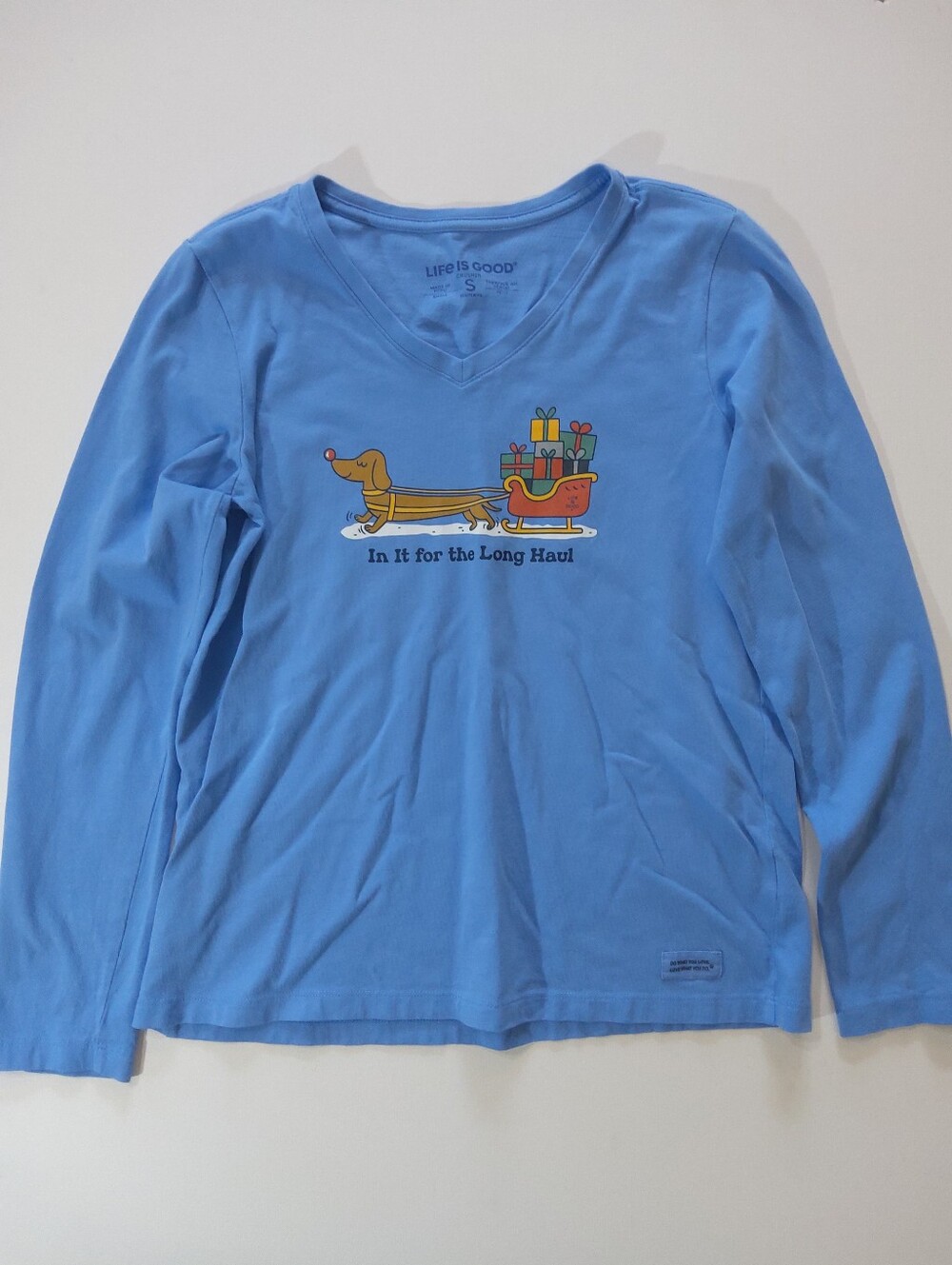 Life Is Good Long Sleeve Crusher Tee Womens Small Light Blue Christmas Graphic‎